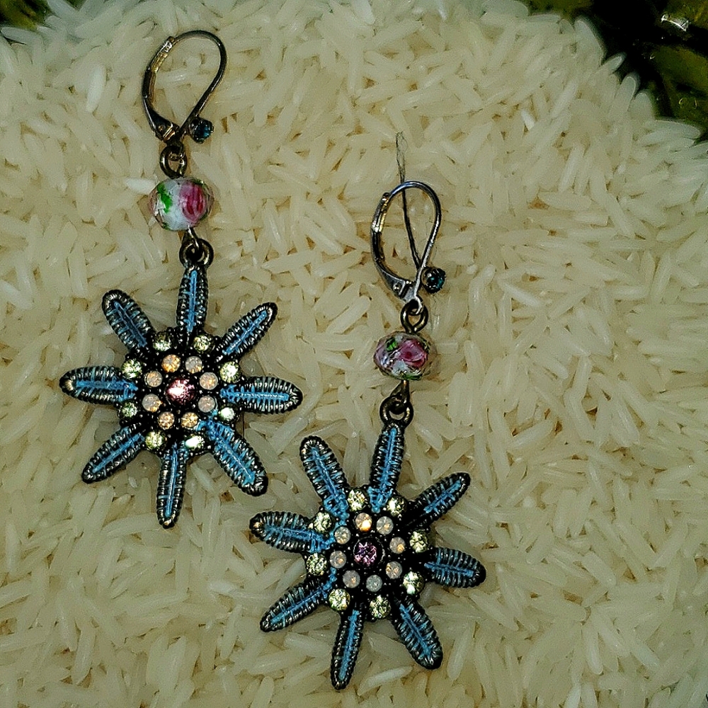 Earrings Betsey Johnson